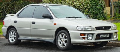 1280px-1997-2000_Subaru_Impreza_RX_sedan_(2011-08-17)_01.jpg